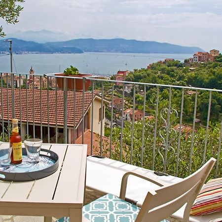 La Terrazza Con L'Ulivo - Guesthouse Con Terrazza E Vista Sul Golfo Dei Poeti La Spezia Ngoại thất bức ảnh